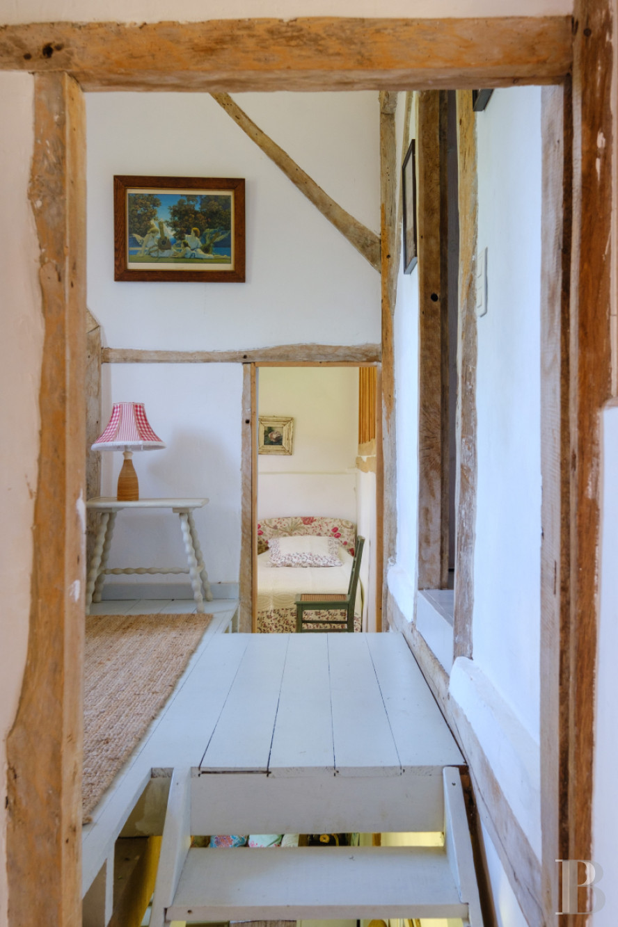 Dans le Gers, à l’ouest de Lectoure, un ancien domaine de production d’armagnac transformé et décoré avec soin - photo  n°46